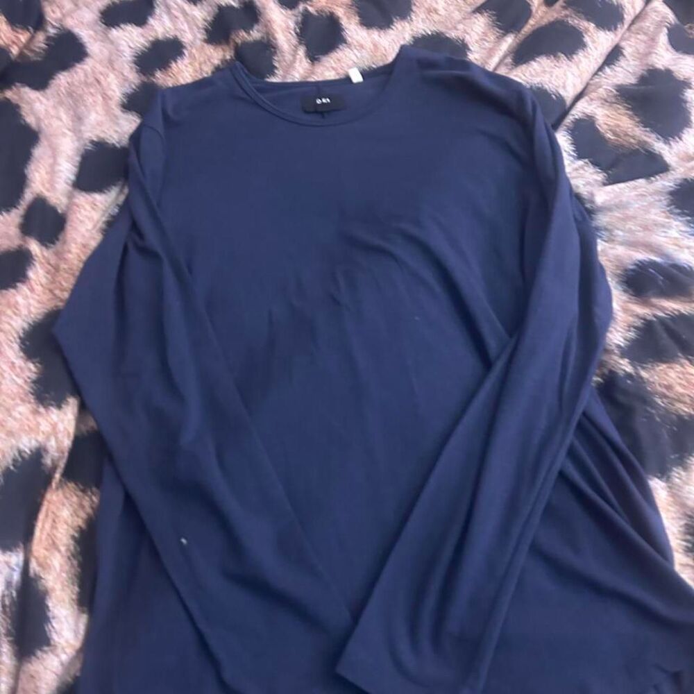 Unbranded Men's Navy and Blue T-shirt